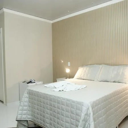 Voa Hotel Internacional Maringá Quarto foto